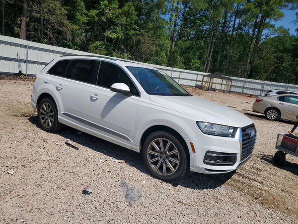2017 AUDI Q7