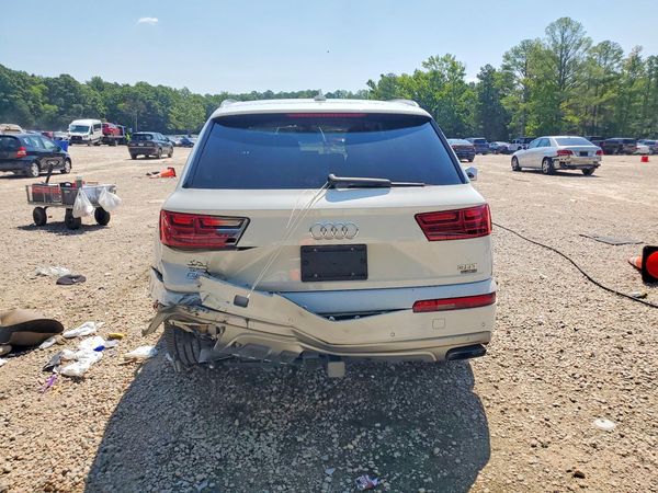 2017 AUDI Q7