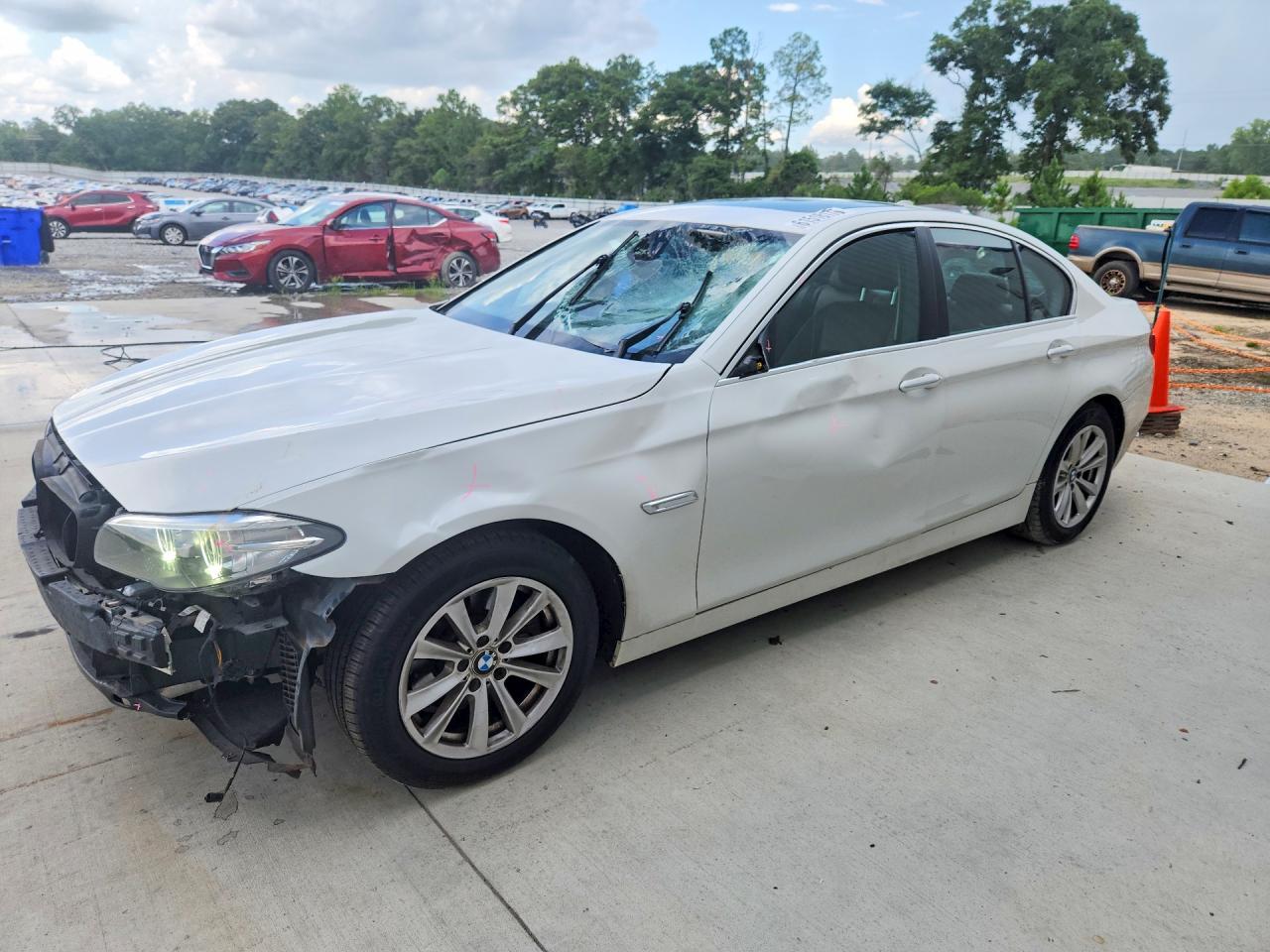 2016 BMW 528