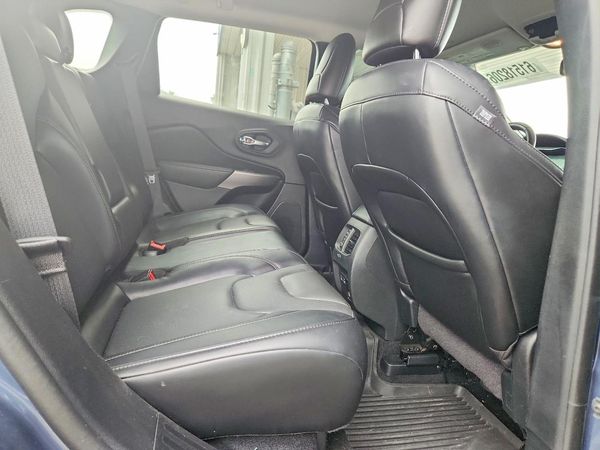 2021 JEEP CHEROKEE LATITUDE LUX 4X2