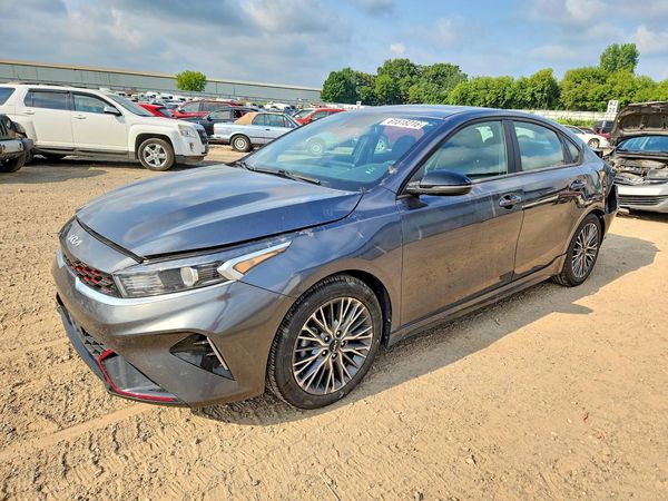 2022 KIA FORTE GT Line