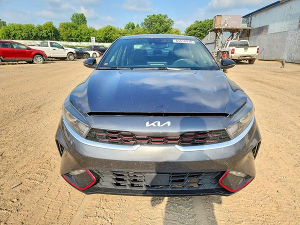 2022 KIA FORTE GT Line