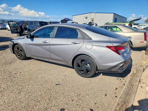 2026 HYUNDAI ELANTRA