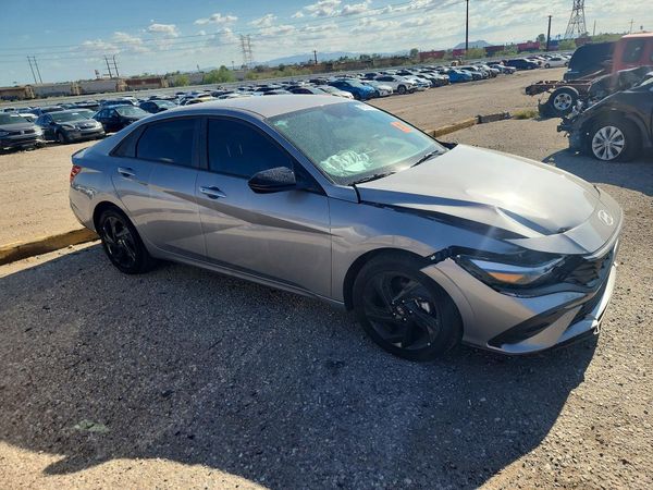 2026 HYUNDAI ELANTRA