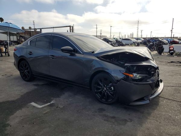 2026 MAZDA 3 Premium Plus
