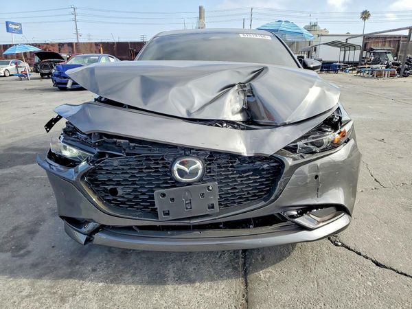 2026 MAZDA 3 Premium Plus