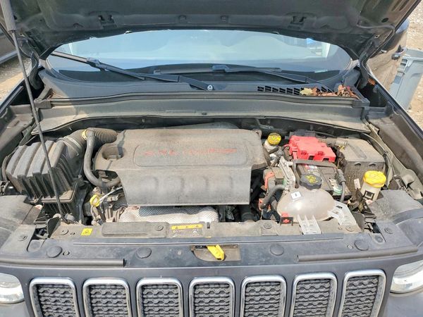 2019 JEEP RENEGADE LATITUDE 4X4