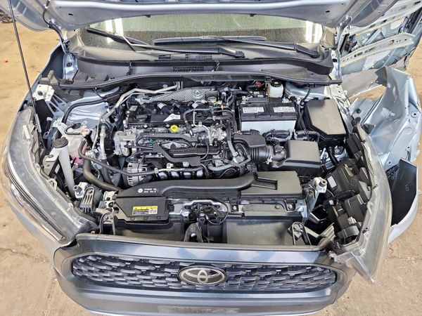 2024 TOYOTA COROLLA CROSS LE
