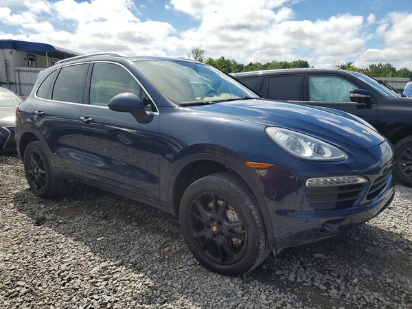 2014 PORSCHE CAYENNE S