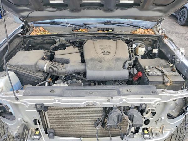 2021 TOYOTA TACOMA SR5