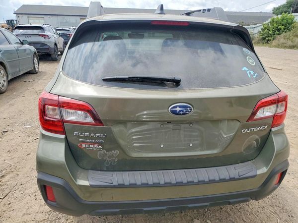 2018 SUBARU OUTBACK Premium