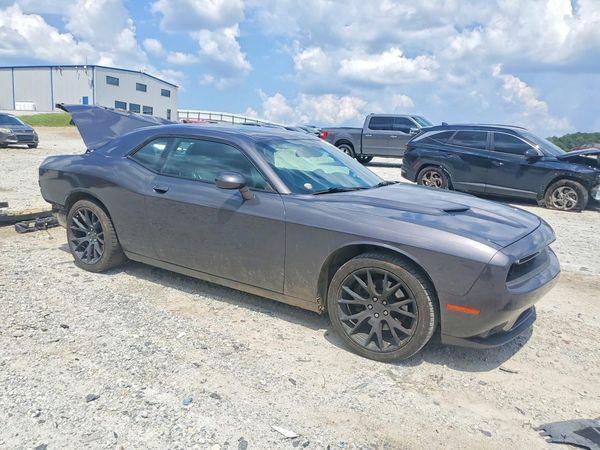 2016 DODGE CHALLENGER SXT