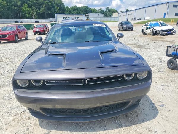 2016 DODGE CHALLENGER SXT