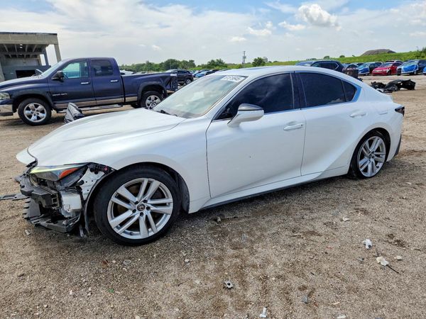 2021 LEXUS IS 300 Comfort