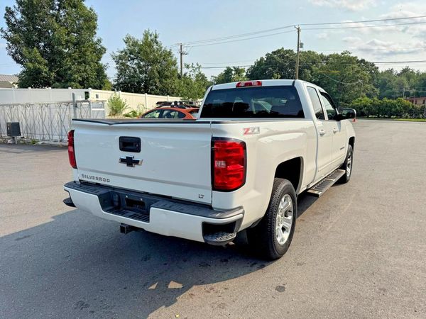 2017 CHEVROLET SILVERADO LT
