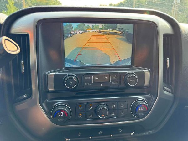 2017 CHEVROLET SILVERADO LT