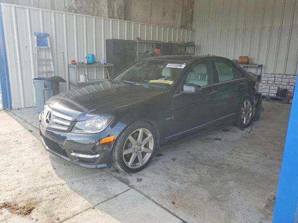 2012 MERCEDES-BENZ C