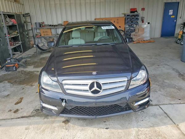 2012 MERCEDES-BENZ C