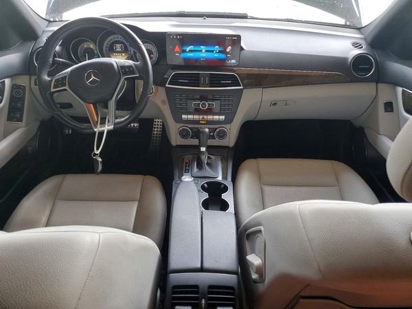 2012 MERCEDES-BENZ C