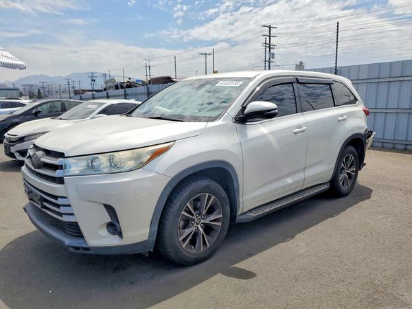 2018 TOYOTA HIGHLANDER LE/LE Plus
