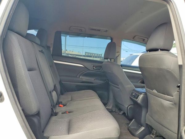 2018 TOYOTA HIGHLANDER LE/LE Plus