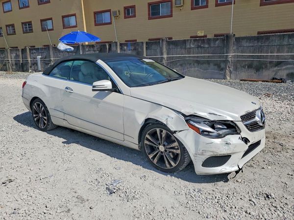 2014 MERCEDES-BENZ E