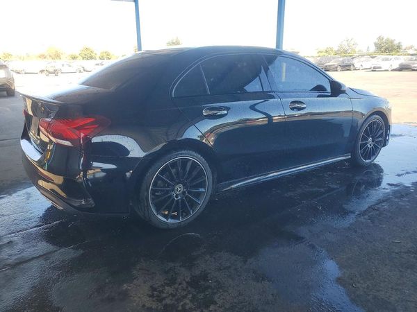 2019 MERCEDES-BENZ A A220