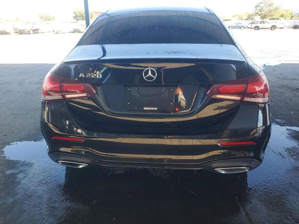 2019 MERCEDES-BENZ A A220