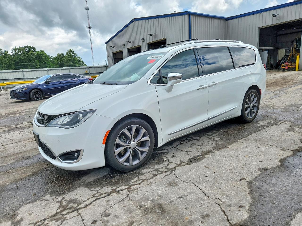2020 CHRYSLER PACIFICA Limited