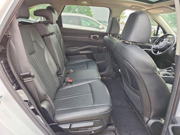2024 KIA SORENTO S