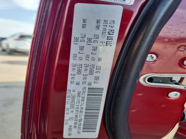 2016 RAM 1500 LARAMIE CREW CAB 4X2