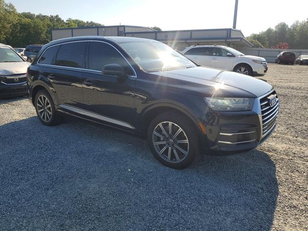 2017 AUDI Q7 quattro Prestige