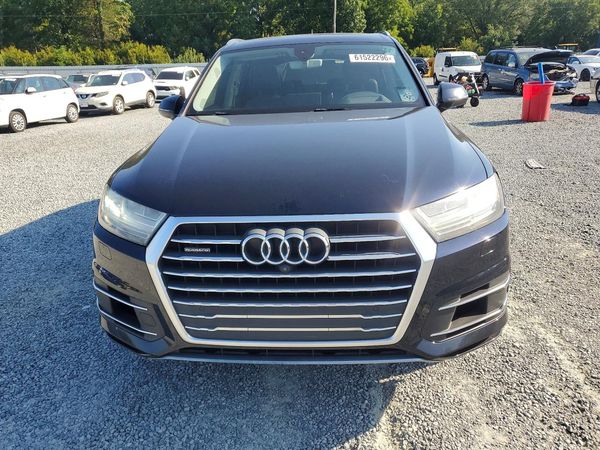 2017 AUDI Q7 quattro Prestige