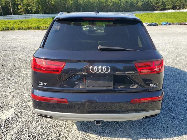 2017 AUDI Q7 quattro Prestige