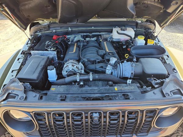 2025 JEEP WRANGLER