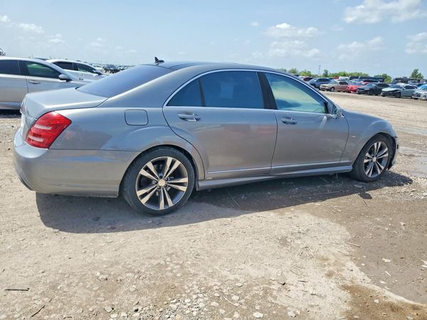 2012 MERCEDES-BENZ S S550