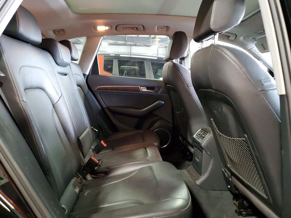 2017 AUDI Q5 quattro Premium Plus
