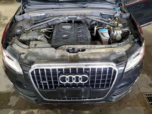2017 AUDI Q5 quattro Premium Plus