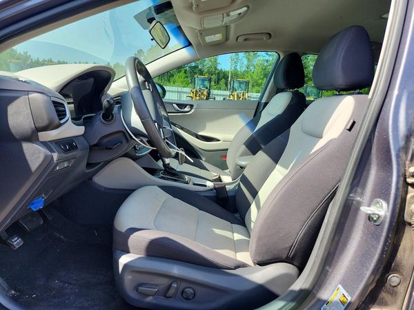 2018 HYUNDAI IONIQ SEL, SEL w/Tech (HEV)