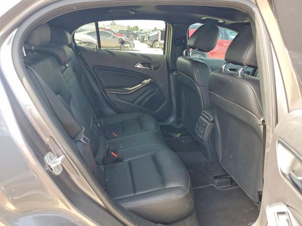 2018 MERCEDES-BENZ GLA GLA250
