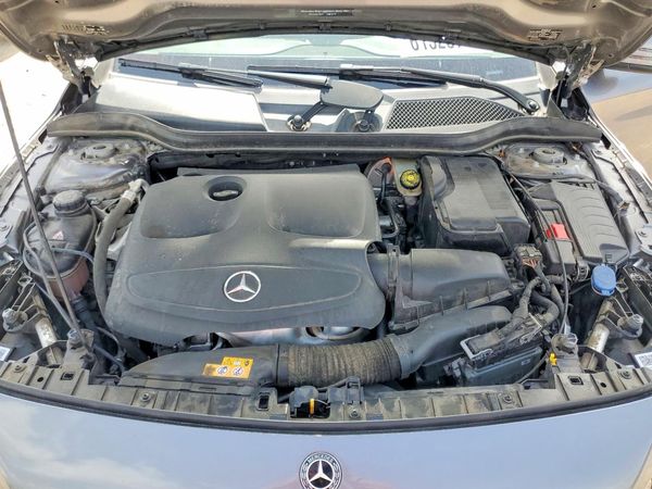 2018 MERCEDES-BENZ GLA GLA250