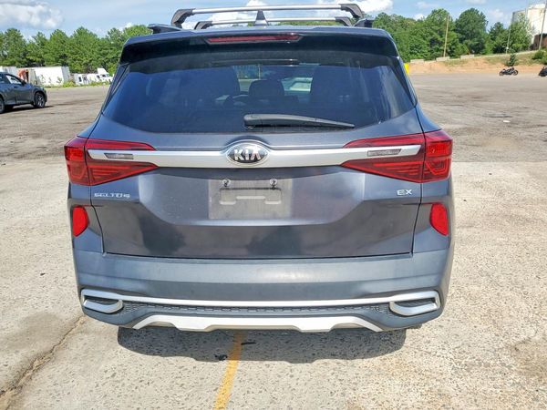 2021 KIA SELTOS EX