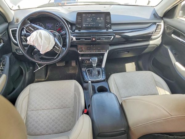 2021 KIA SELTOS EX