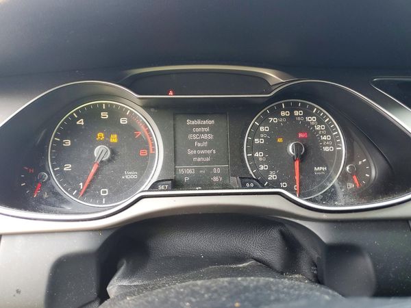 2013 AUDI A4 quattro Premium Plus