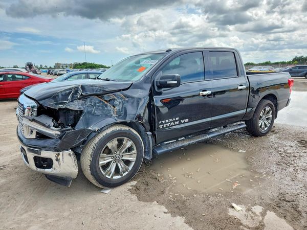 2018 NISSAN TITAN