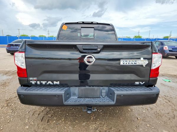 2018 NISSAN TITAN