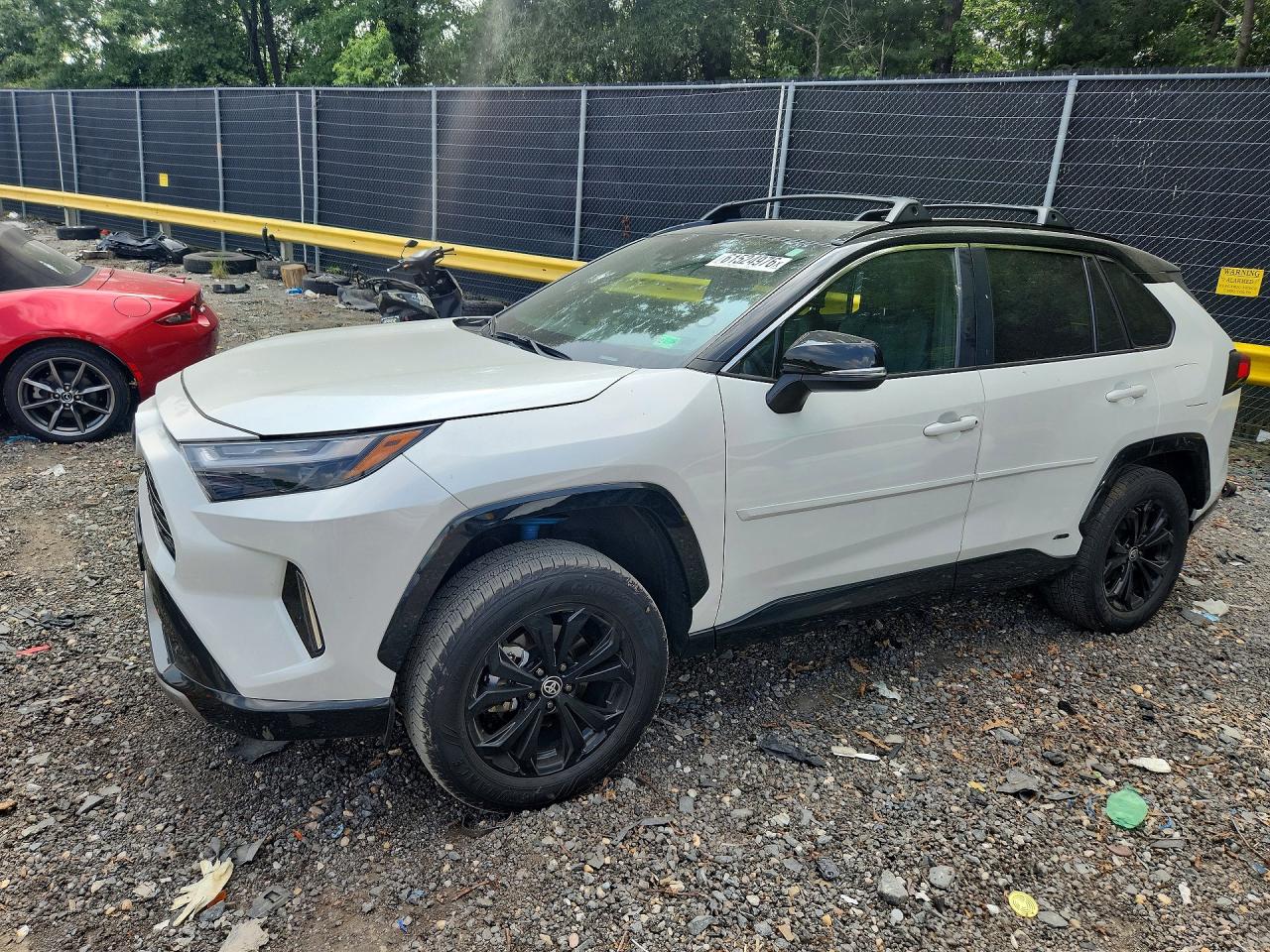2025 TOYOTA RAV4 XSE