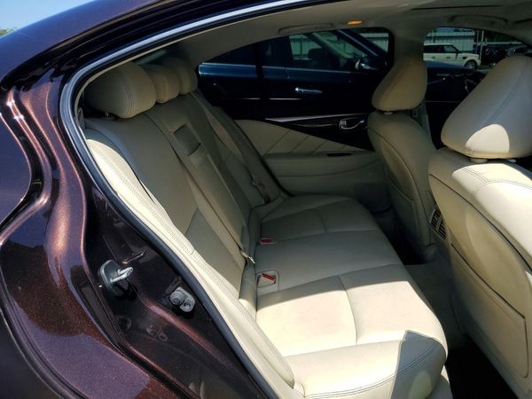 2019 INFINITI Q50