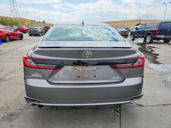 2025 TOYOTA CAMRY
