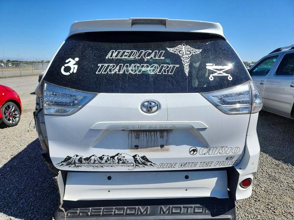 2019 TOYOTA SIENNA